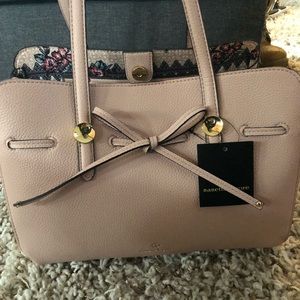 Arabelle Shoulder Bag